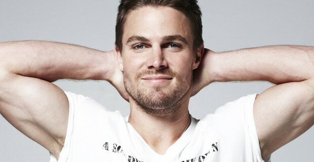 Friday Night Hottie: Stephen Amell